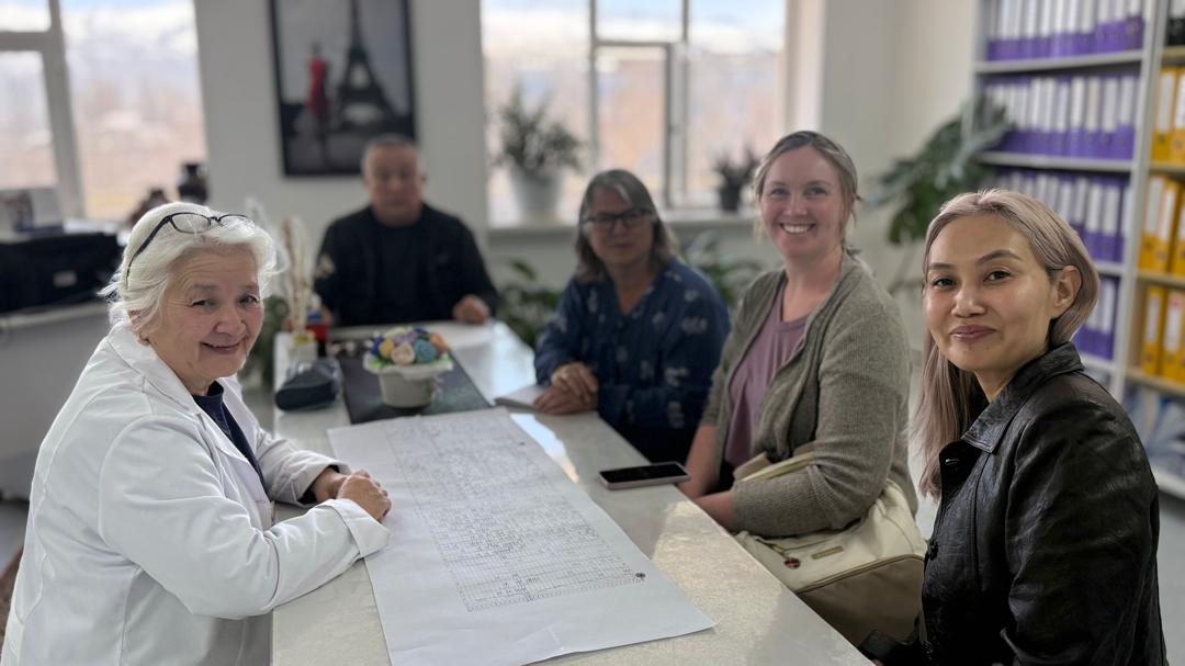 STLI фондунун өкүлдөрү менен эл аралык жолугушуу